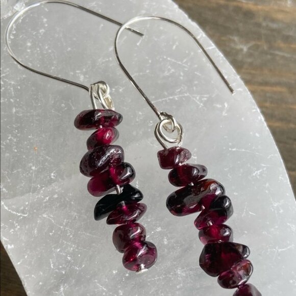 Granet long dangle silver earrings/protection Scorpio Taurus - Picture 1 of 8